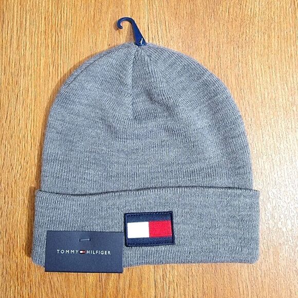 Tommy Hilfiger Gray Beanie Hat Gray Logo Fleece Cable Embroidered Logo Unisex - Picture 1 of 5